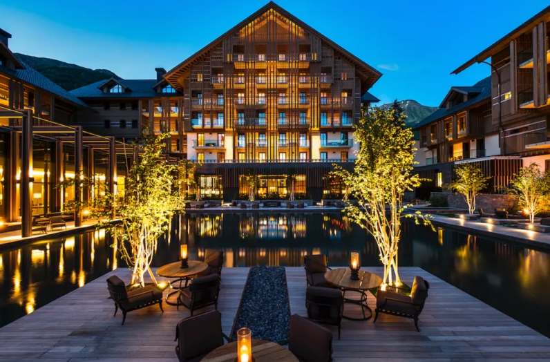 2021 08 26 22 30 29 5 Star Hotel in Swiss Alps Starts Accepting Bitcoin and Ethereum - هتلی 5 ستاره در آلپ سوئیس، پذیرش بیت کوین و اتریوم را آغاز کرد